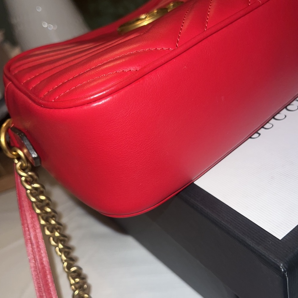 Small Gucci marmont  leather bag - Picture 4 of 12